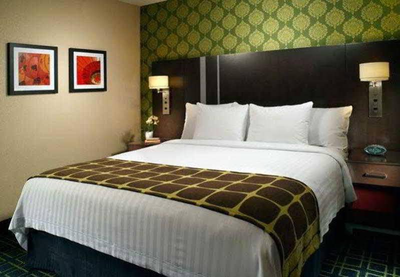 Fairfield & By Marriott Downtown 3*