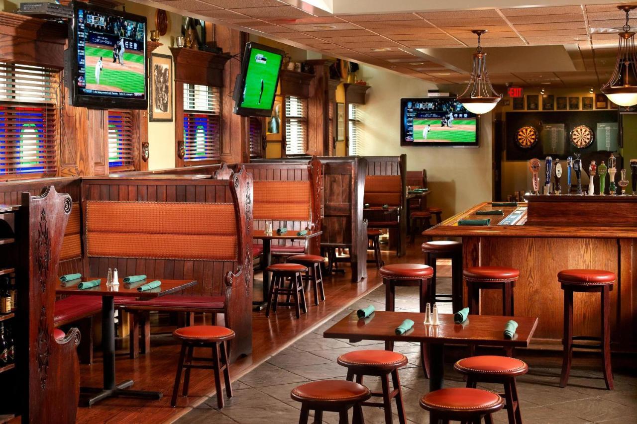 Fairfield & By Marriott Downtown 3*